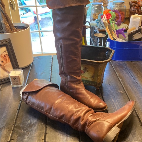 Frye Brown Over the Knee Boots Timeless Leather Design - Picture 1 of 13